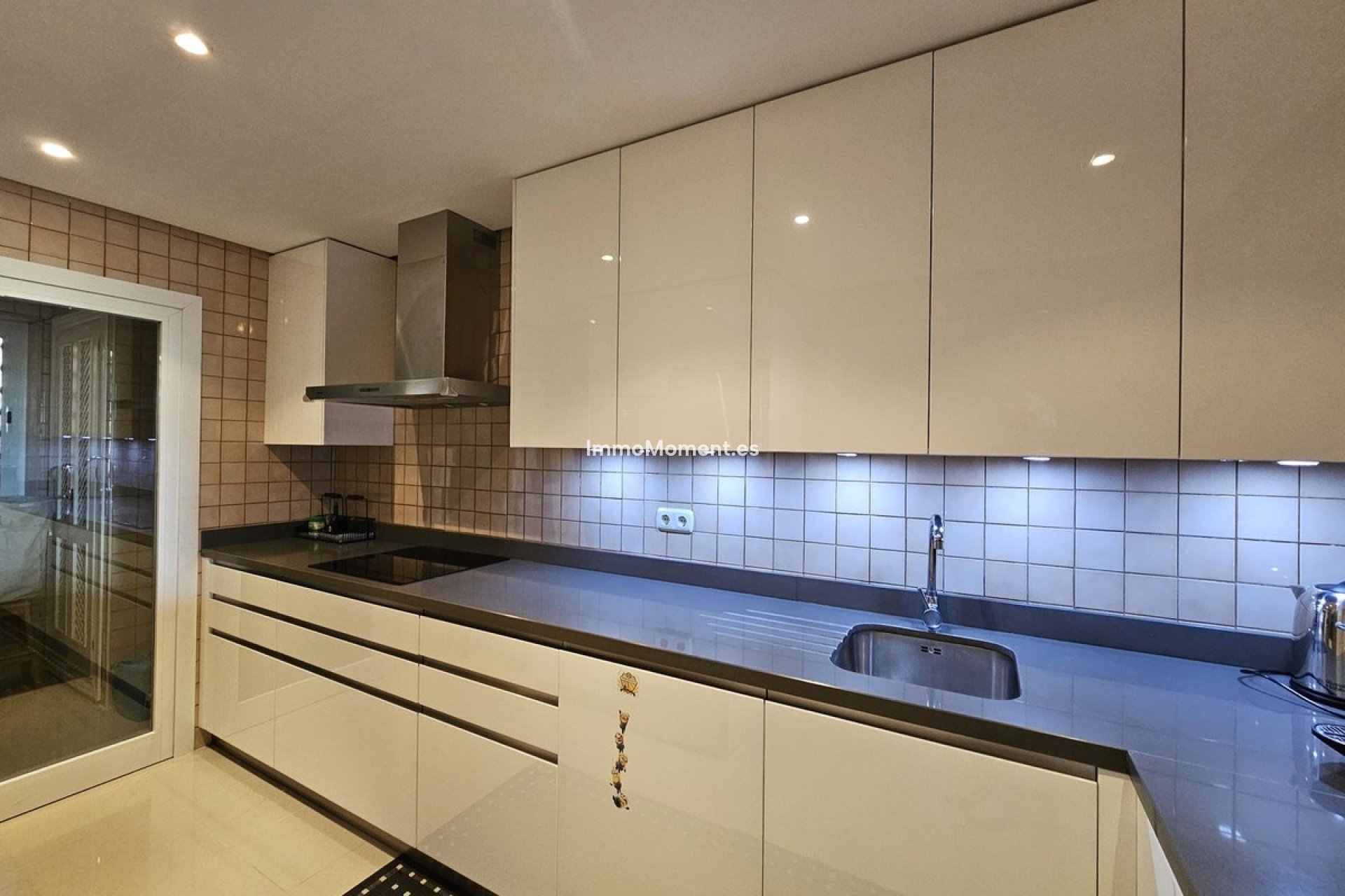 Revente - Appartement - Marbella - Nueva Andalucía