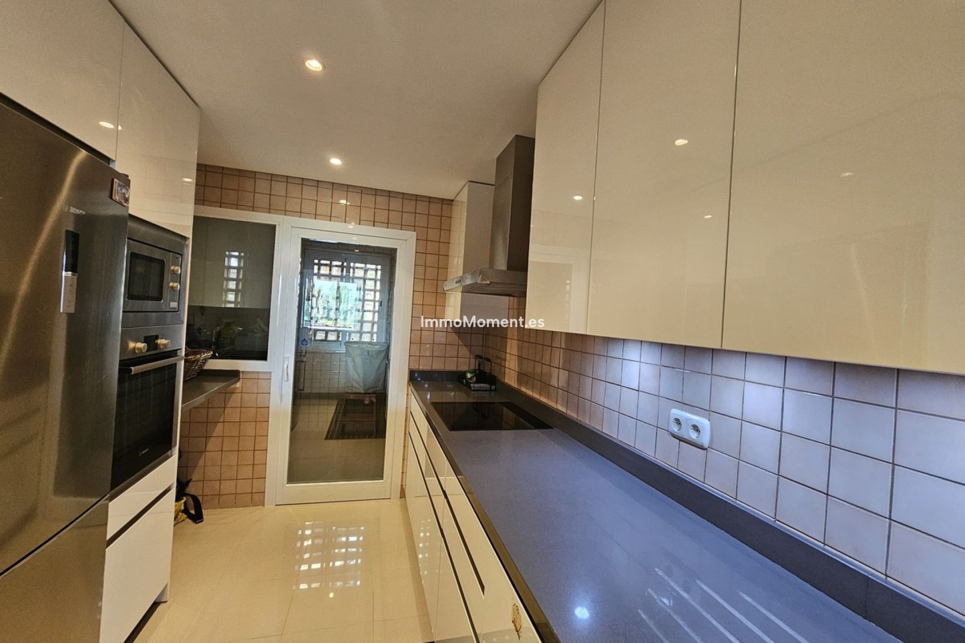 Revente - Appartement - Marbella - Nueva Andalucía