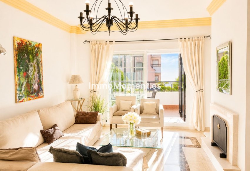 Revente - Appartement - Marbella - Nueva Andalucía
