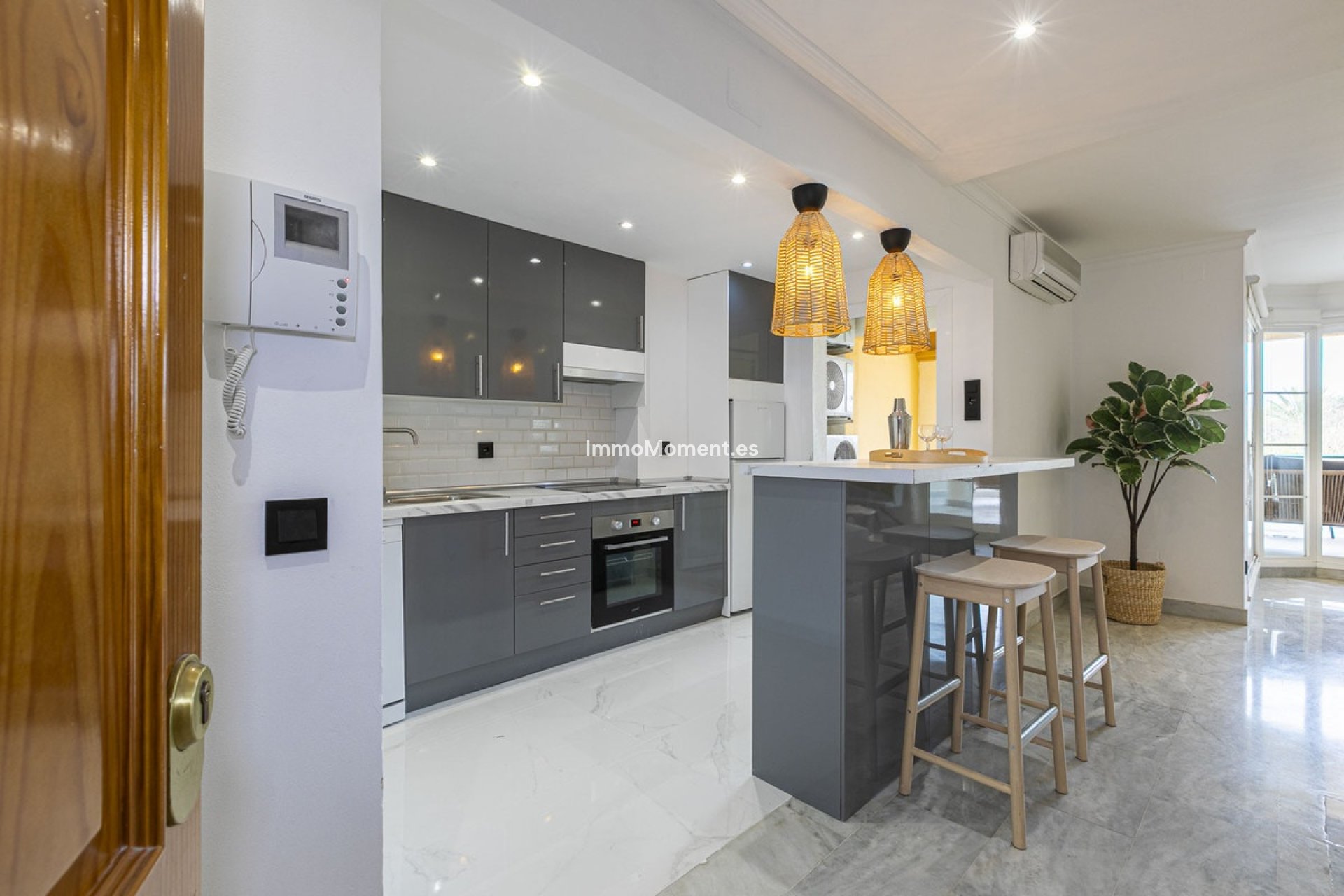 Revente - Appartement - Marbella - Nueva Andalucía