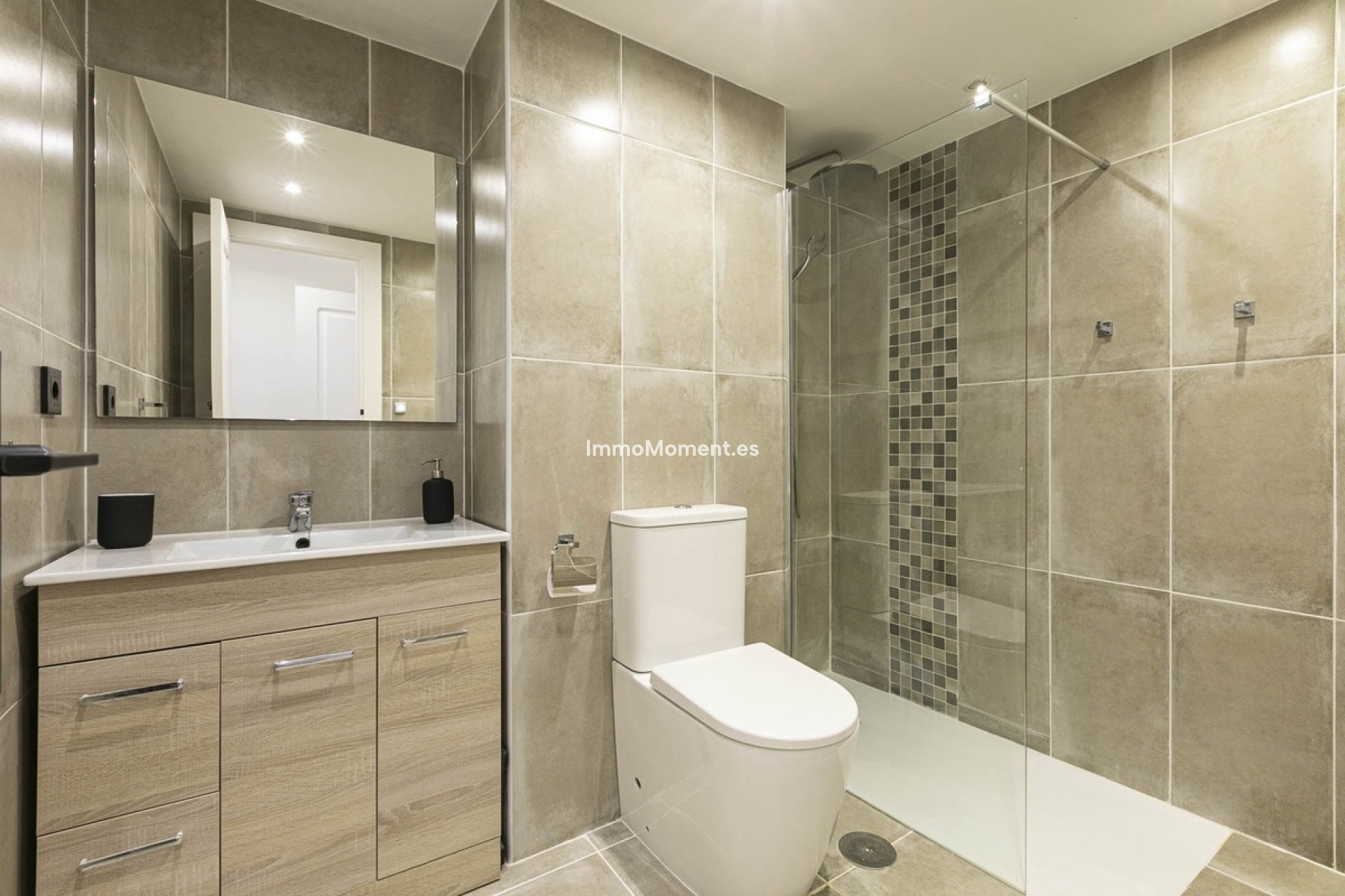 Revente - Appartement - Marbella - Nueva Andalucía