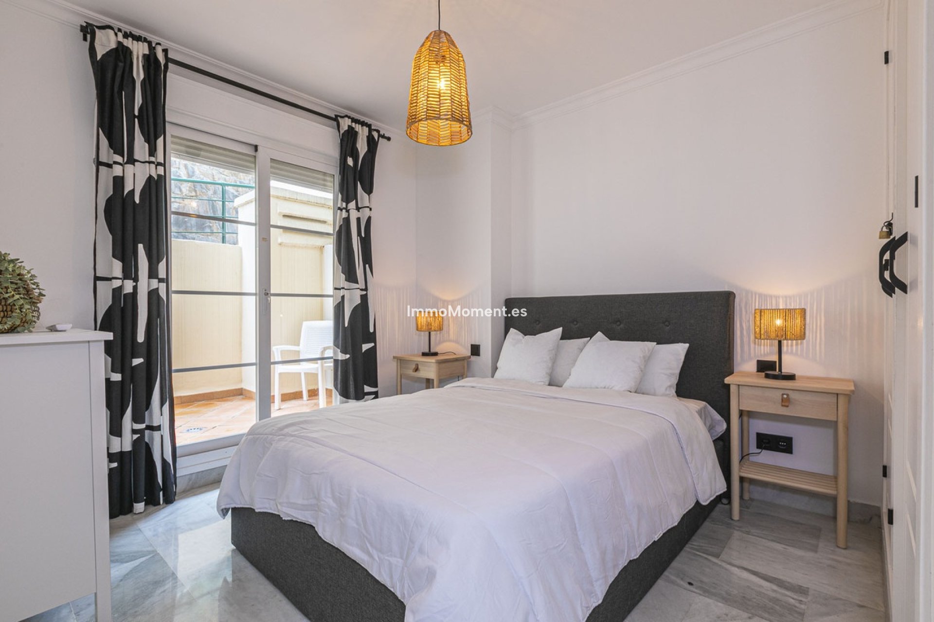 Revente - Appartement - Marbella - Nueva Andalucía