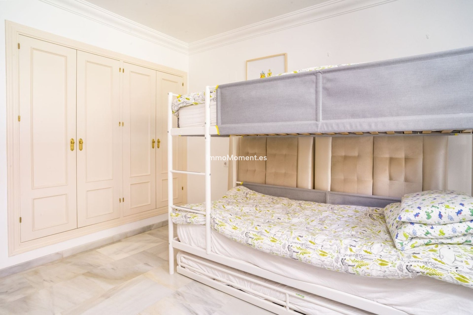 Revente - Appartement - Marbella - Nueva Andalucía