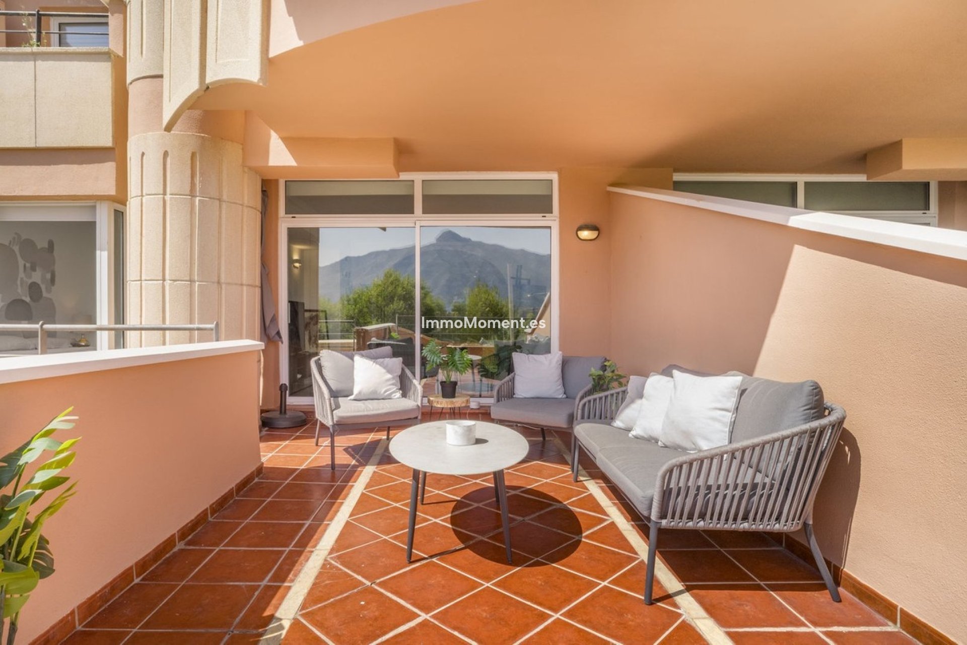 Revente - Appartement - Marbella - Nueva Andalucía
