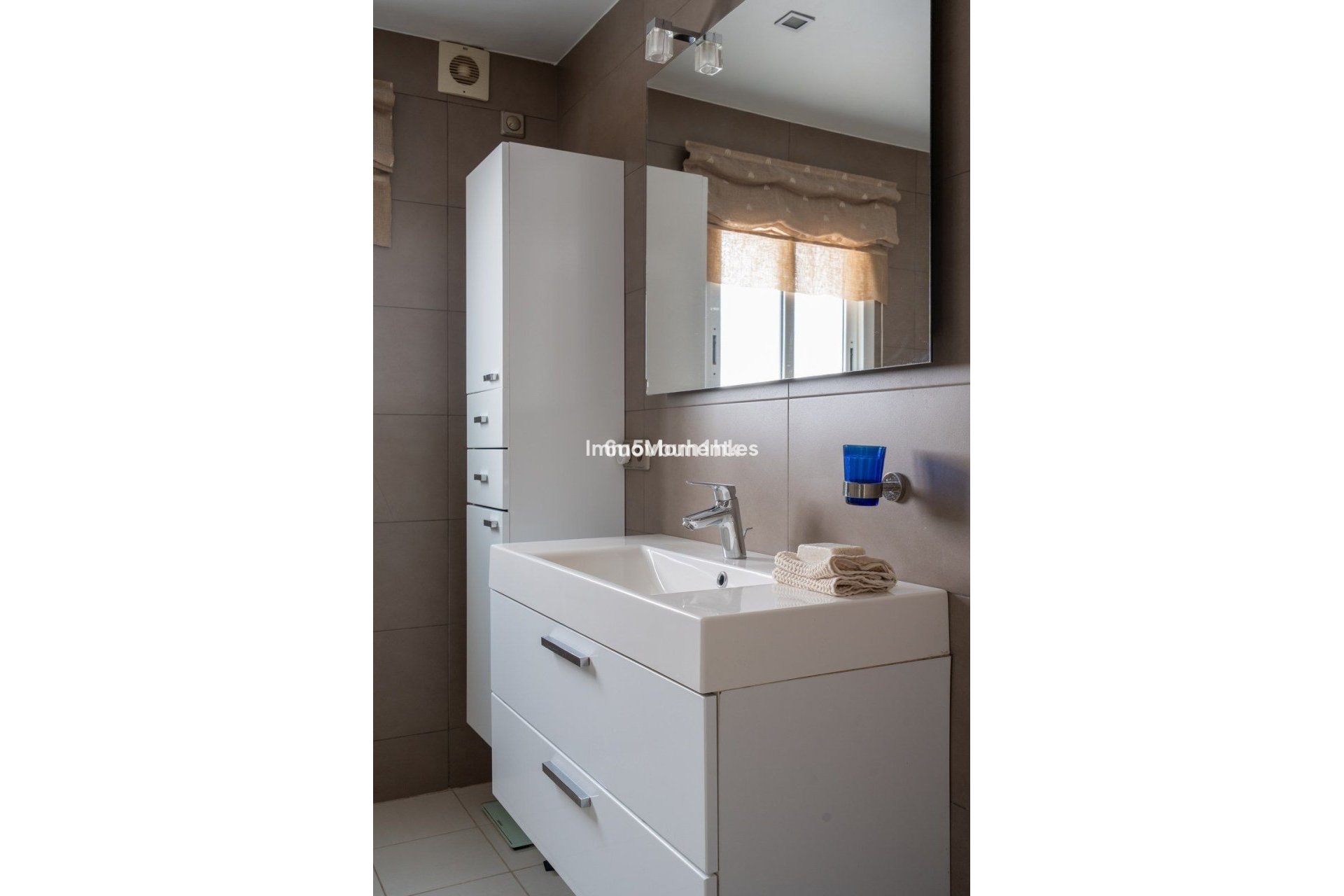 Revente - Appartement - Marbella - Nueva Andalucía