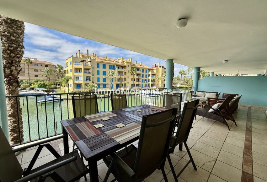 Revente - Appartement - Sotogrande - Sotogrande Puerto