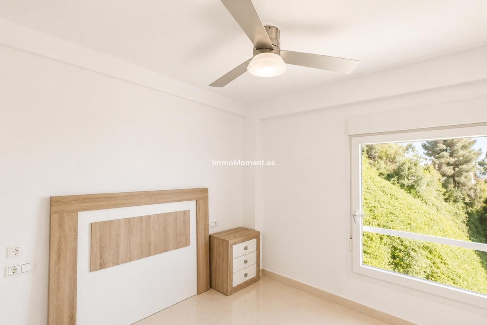 Revente - Appartement - Torremolinos - La Carihuela