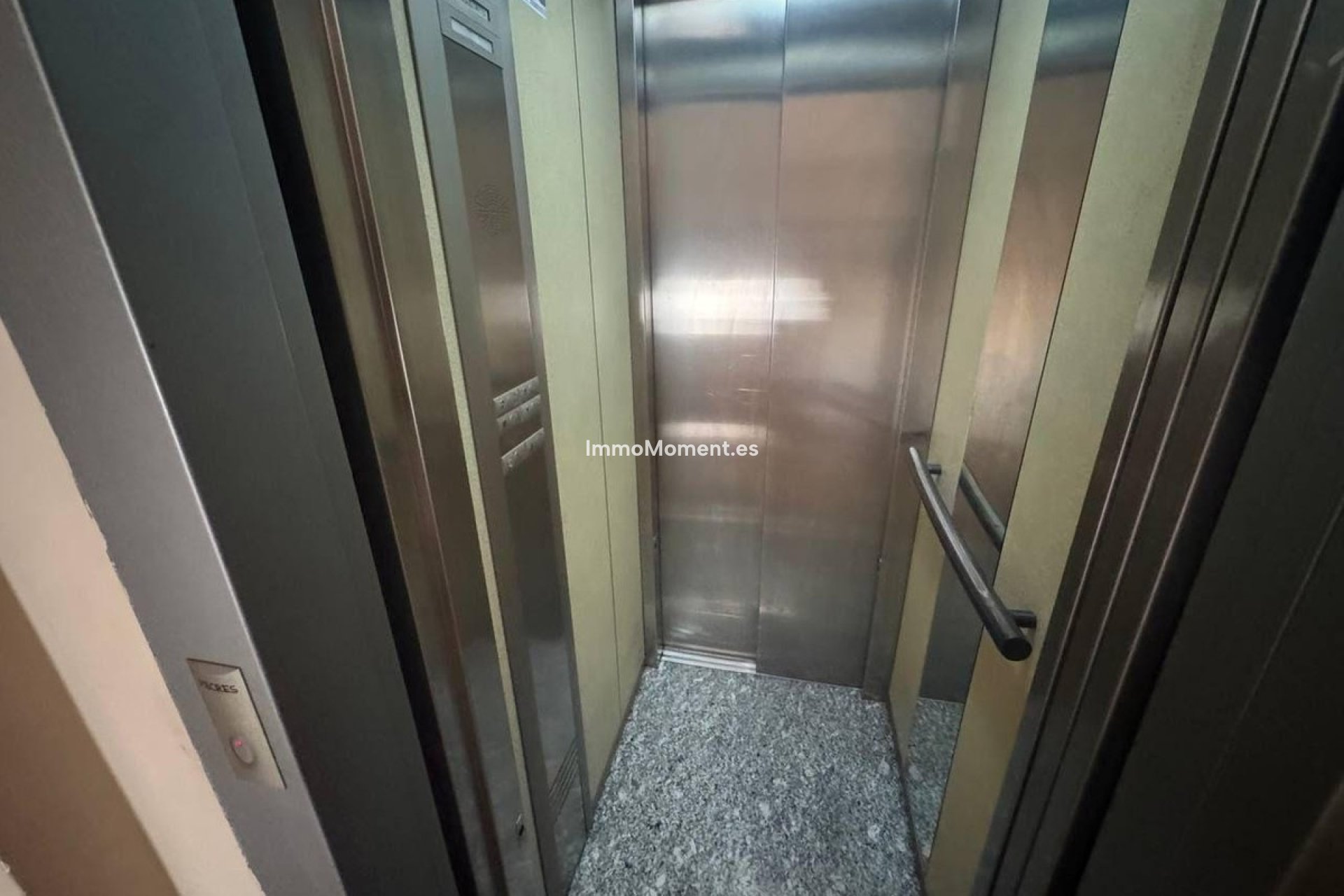 Revente - Appartement - Torrevieja - Torrevieja Centro