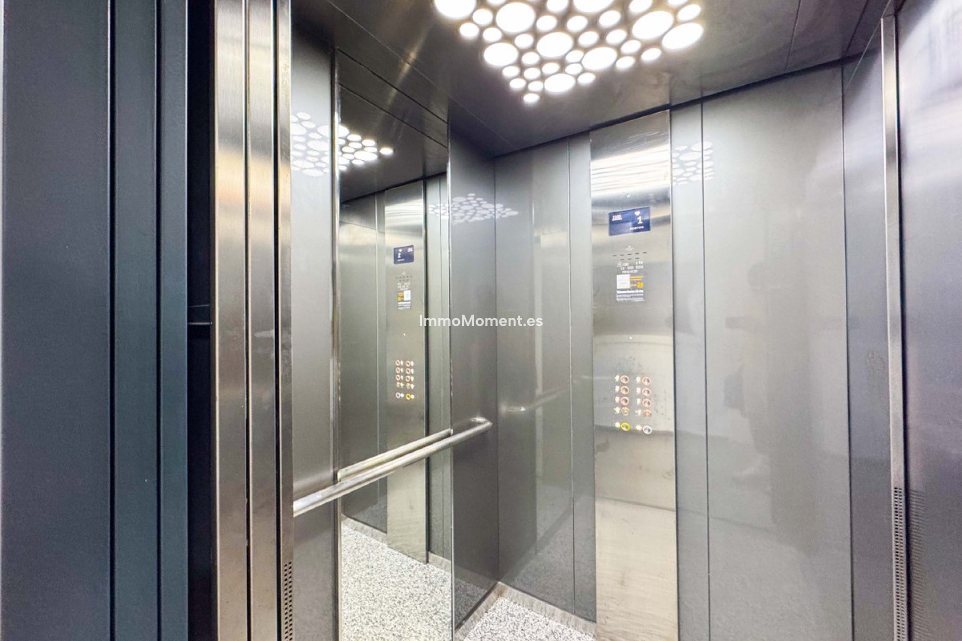 Revente - Appartement - Torrevieja - Torrevieja Centro