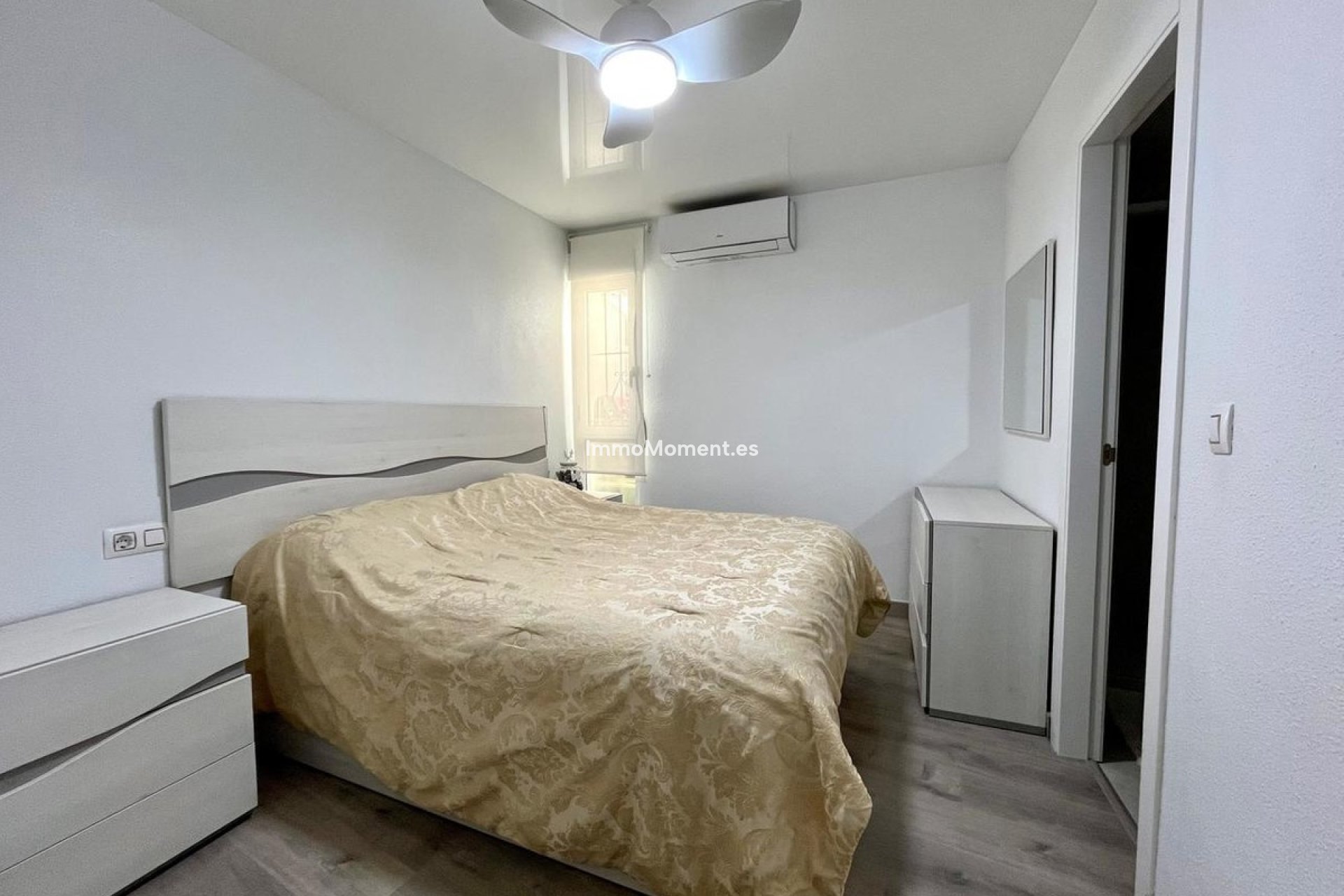 Revente - Appartement - Torrevieja - Torrevieja Centro