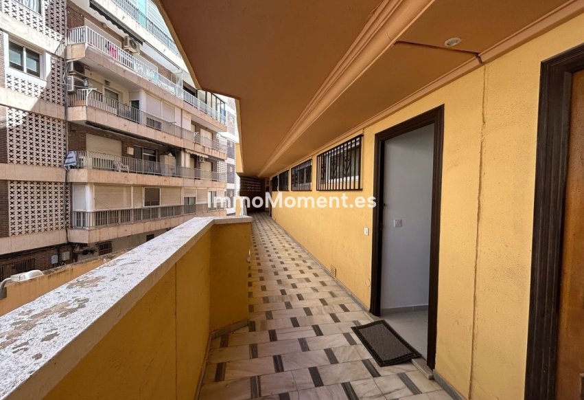 Revente - Appartement - Torrevieja - Torrevieja Centro