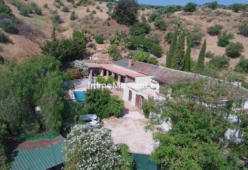Revente - Maison de campagne - Intérieur                       - Alora