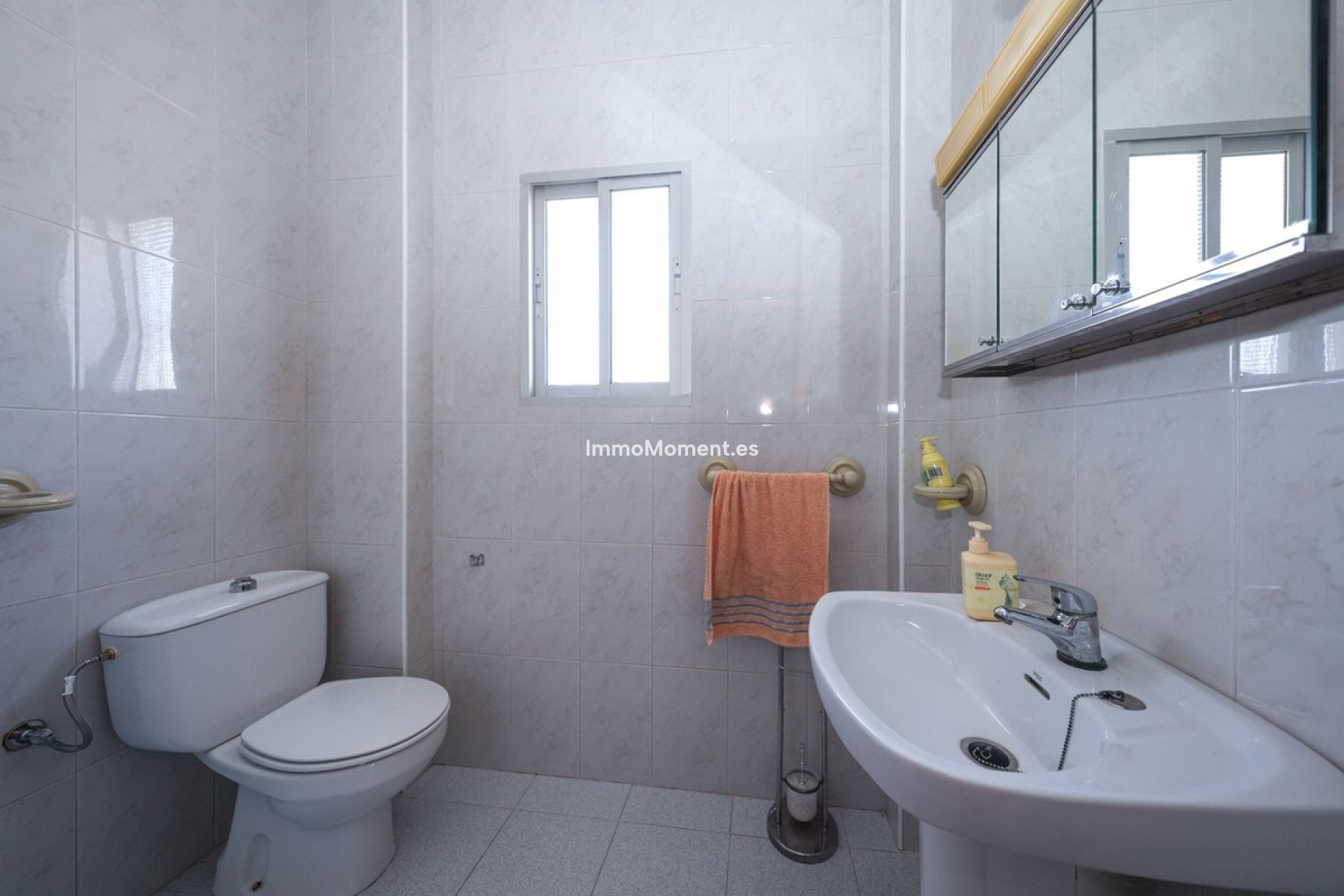 Revente - Maison de campagne - Intérieur                       - Alora