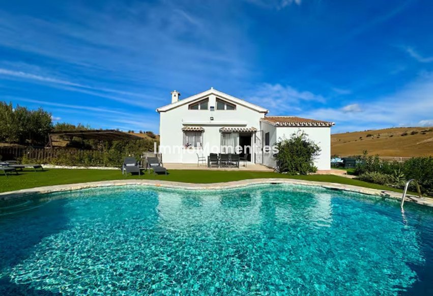 Revente - Maison de campagne - Intérieur                       - Coín