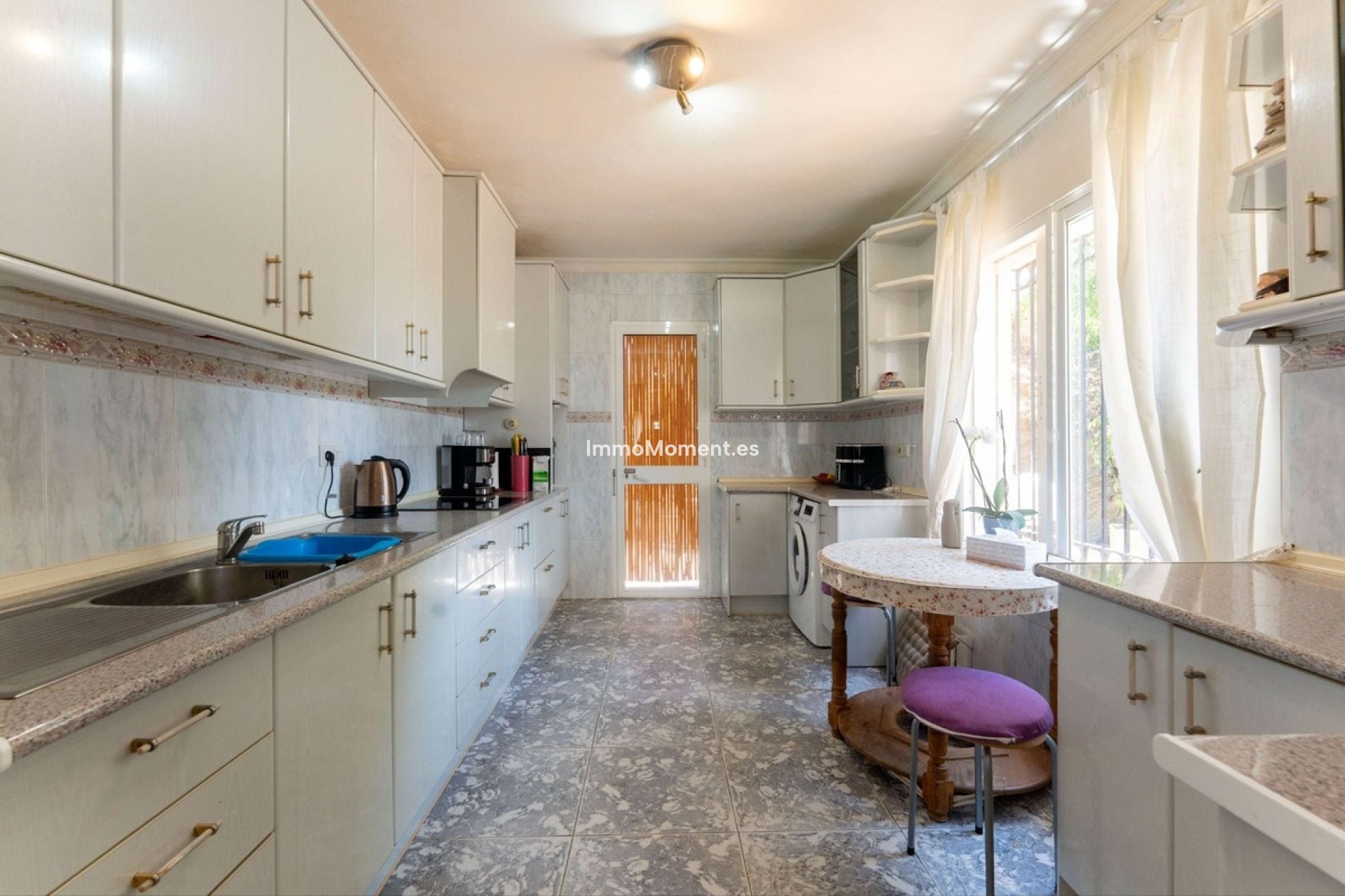 Revente - Maison de campagne - Intérieur                       - Guaro
