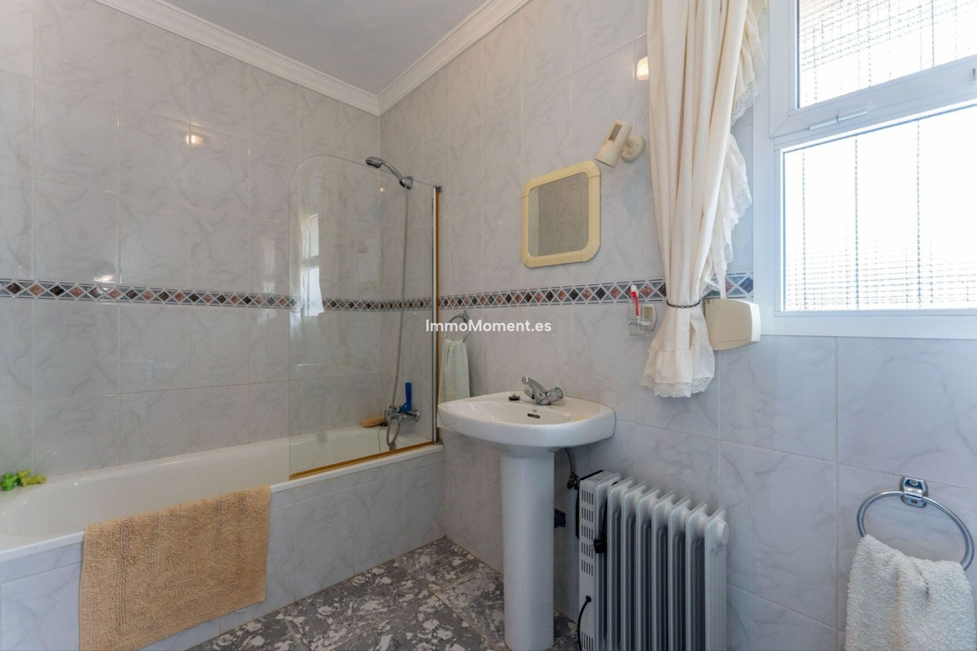 Revente - Maison de campagne - Intérieur                       - Guaro