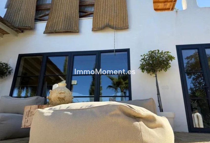 Revente - Maison de campagne - Intérieur                       - Monda