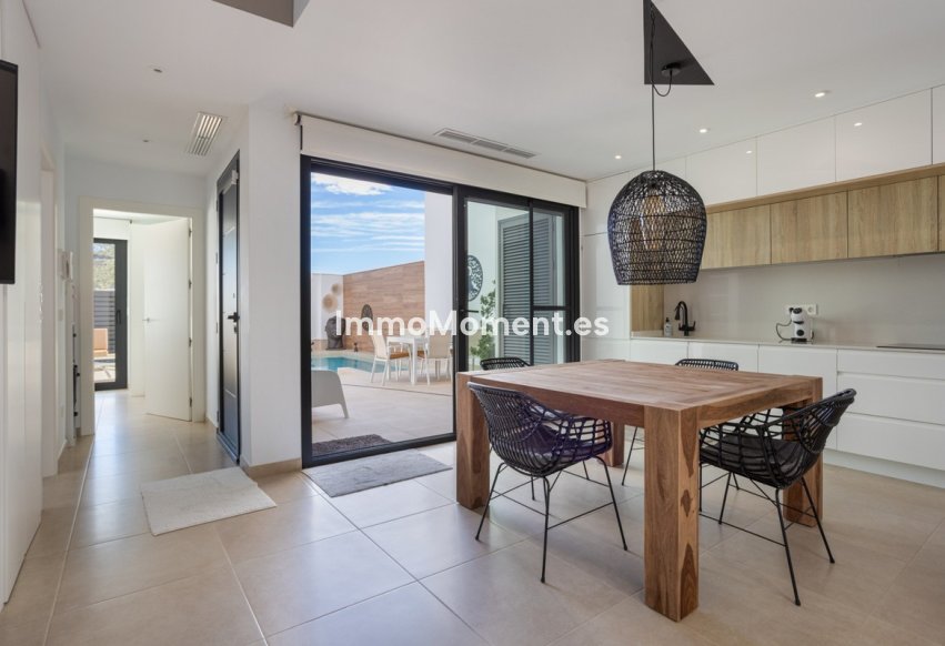 Revente - Maison mitoyenne - Benijofar