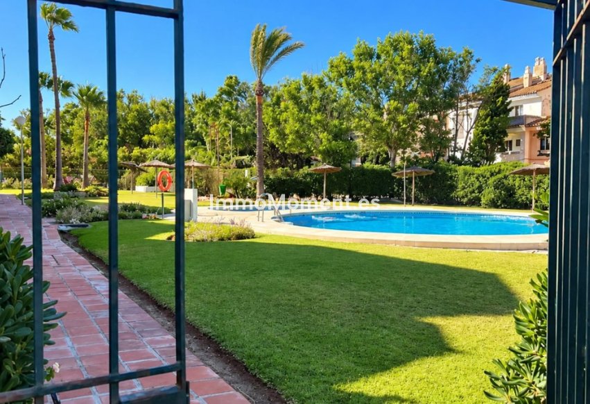 Revente - Maison mitoyenne - Casares - Casares Centro