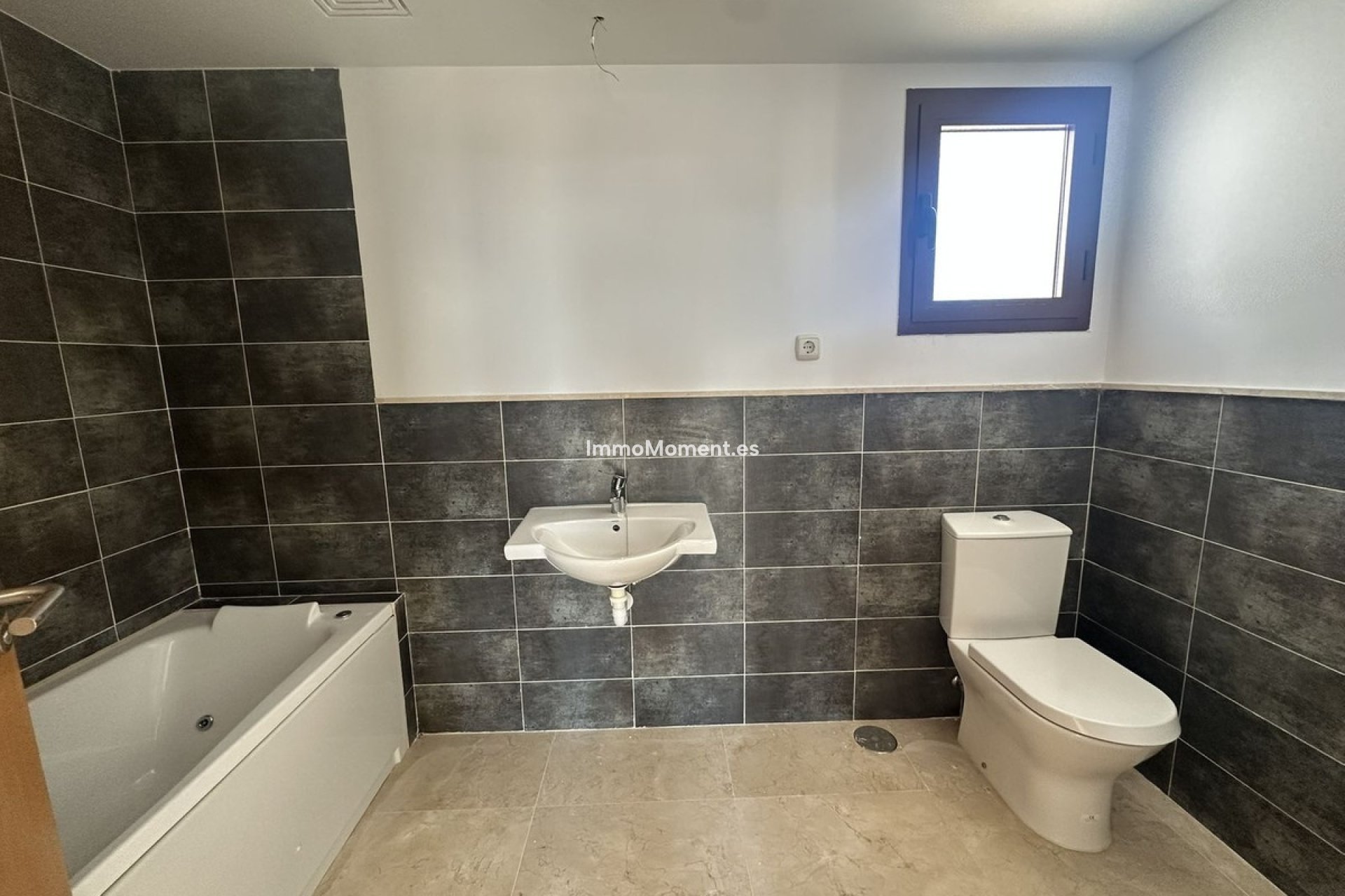 Revente - Maison mitoyenne - Casares - Doña Julia