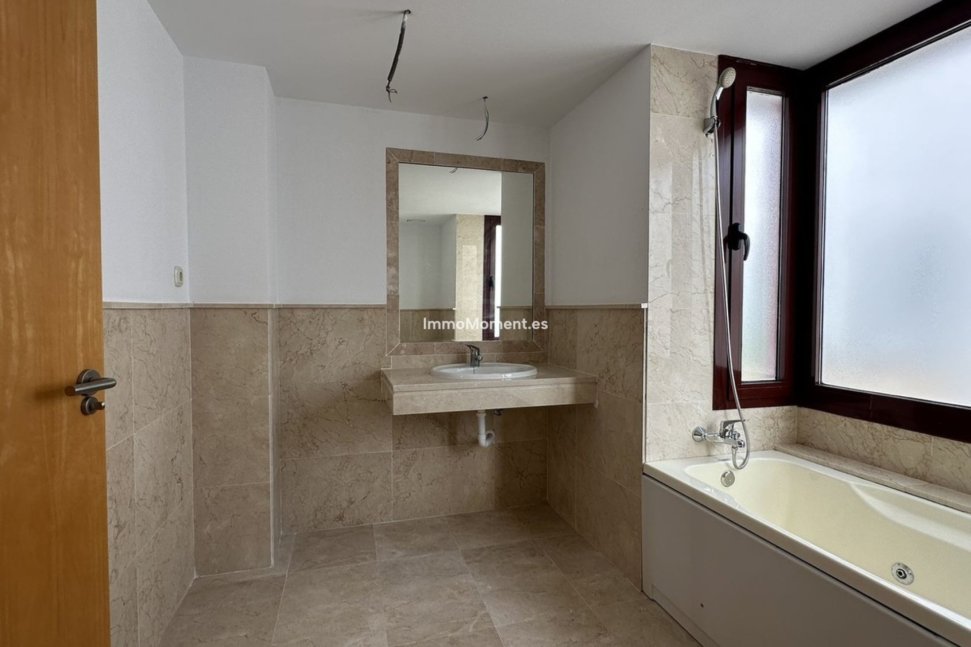 Revente - Maison mitoyenne - Casares - Doña Julia