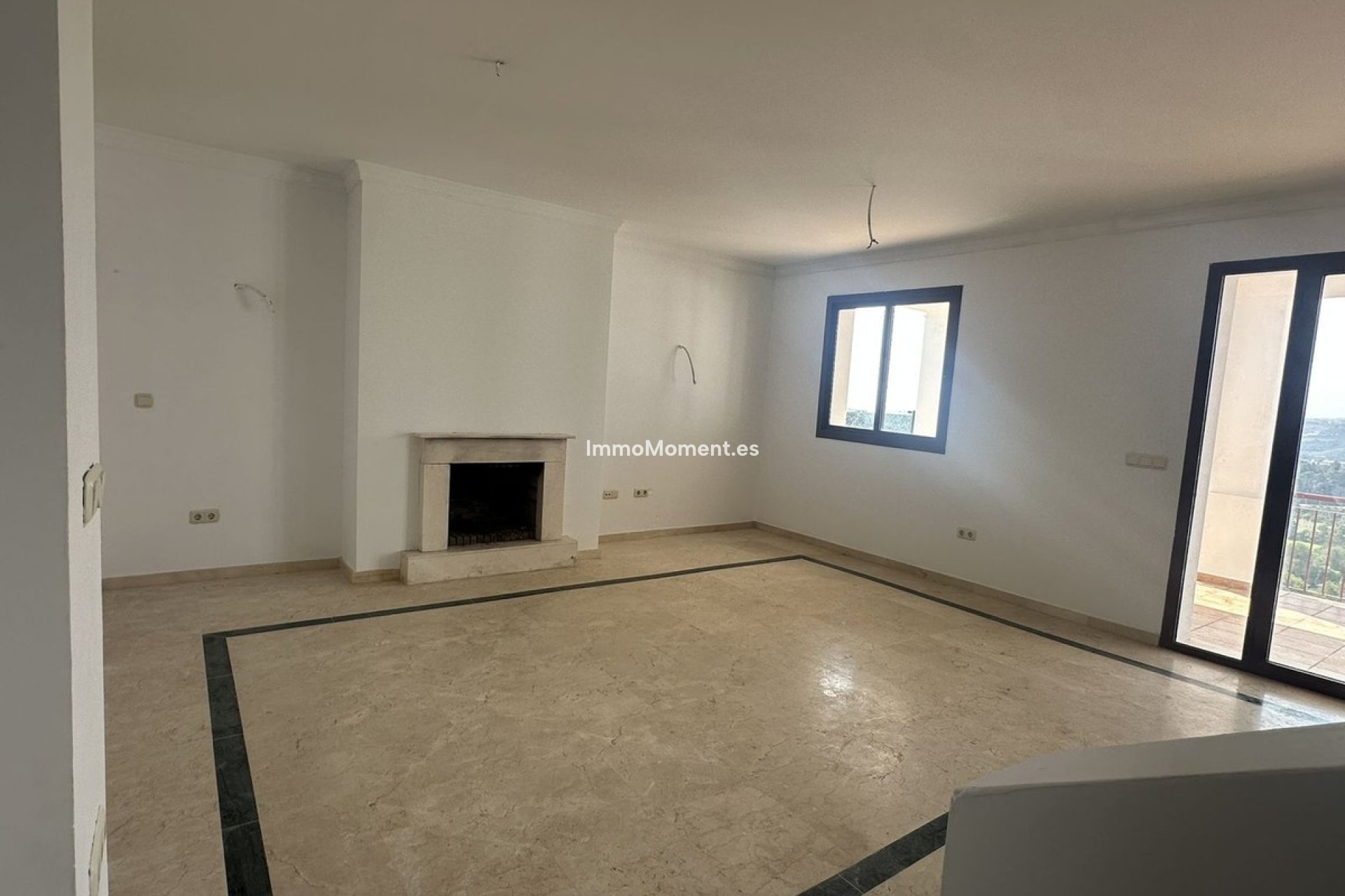 Revente - Maison mitoyenne - Casares - Doña Julia