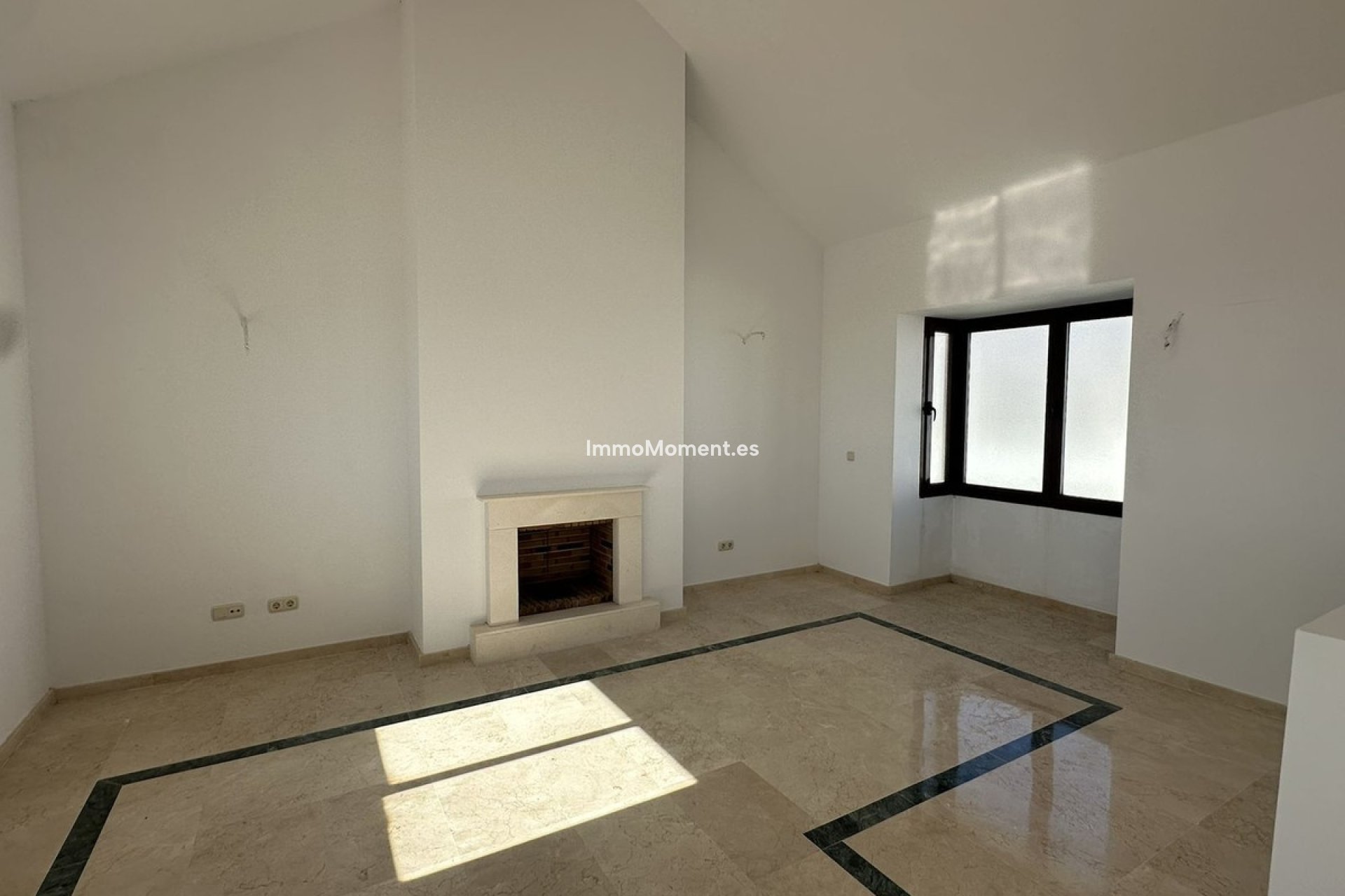 Revente - Maison mitoyenne - Casares - Doña Julia