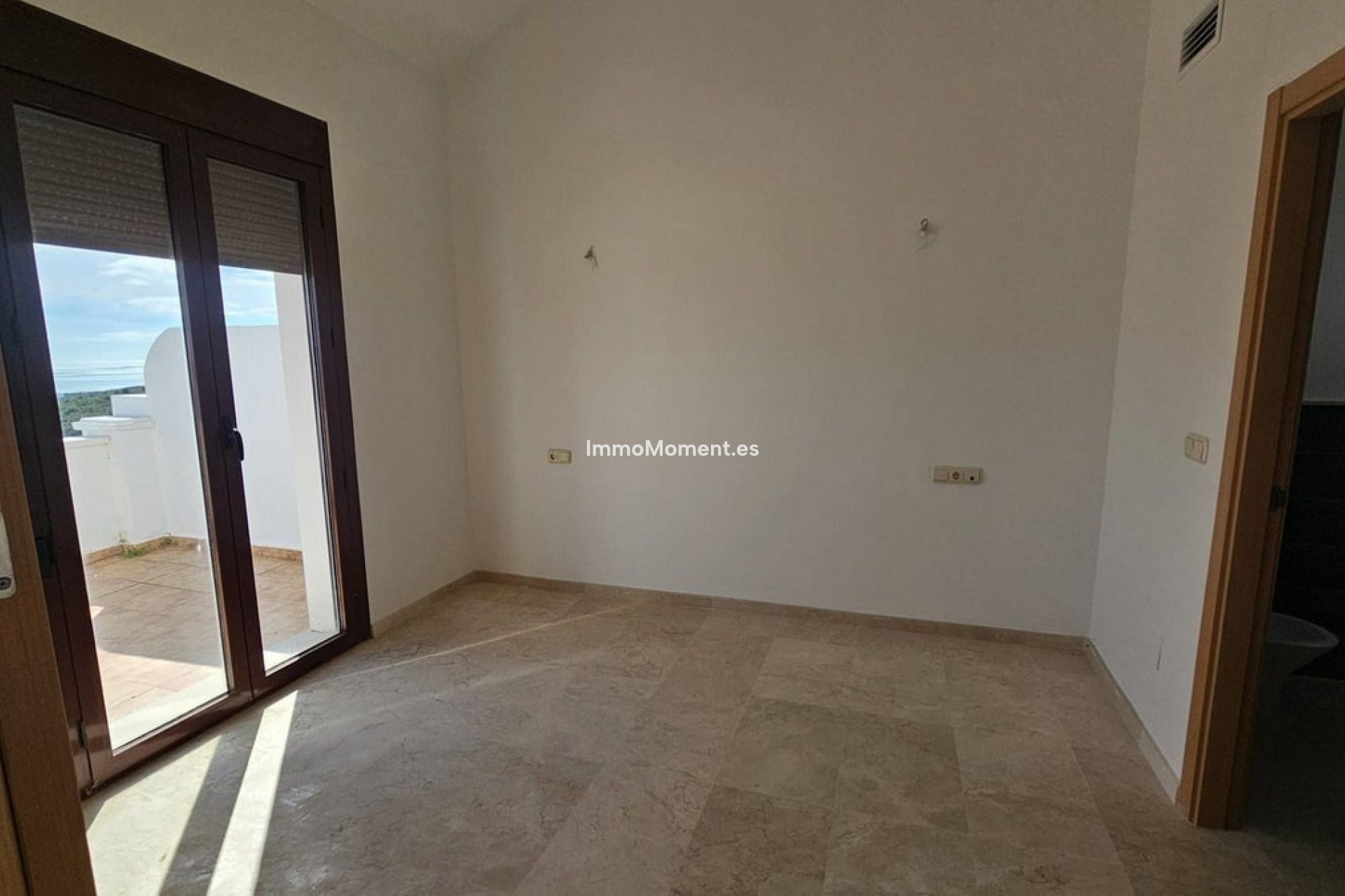 Revente - Maison mitoyenne - Casares - Doña Julia