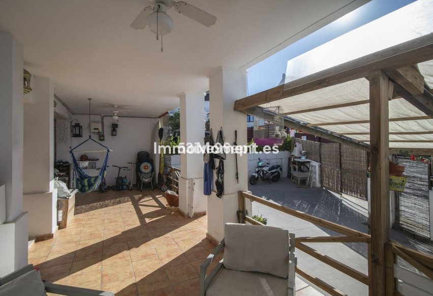 Revente - Maison mitoyenne - Casares - Doña Julia