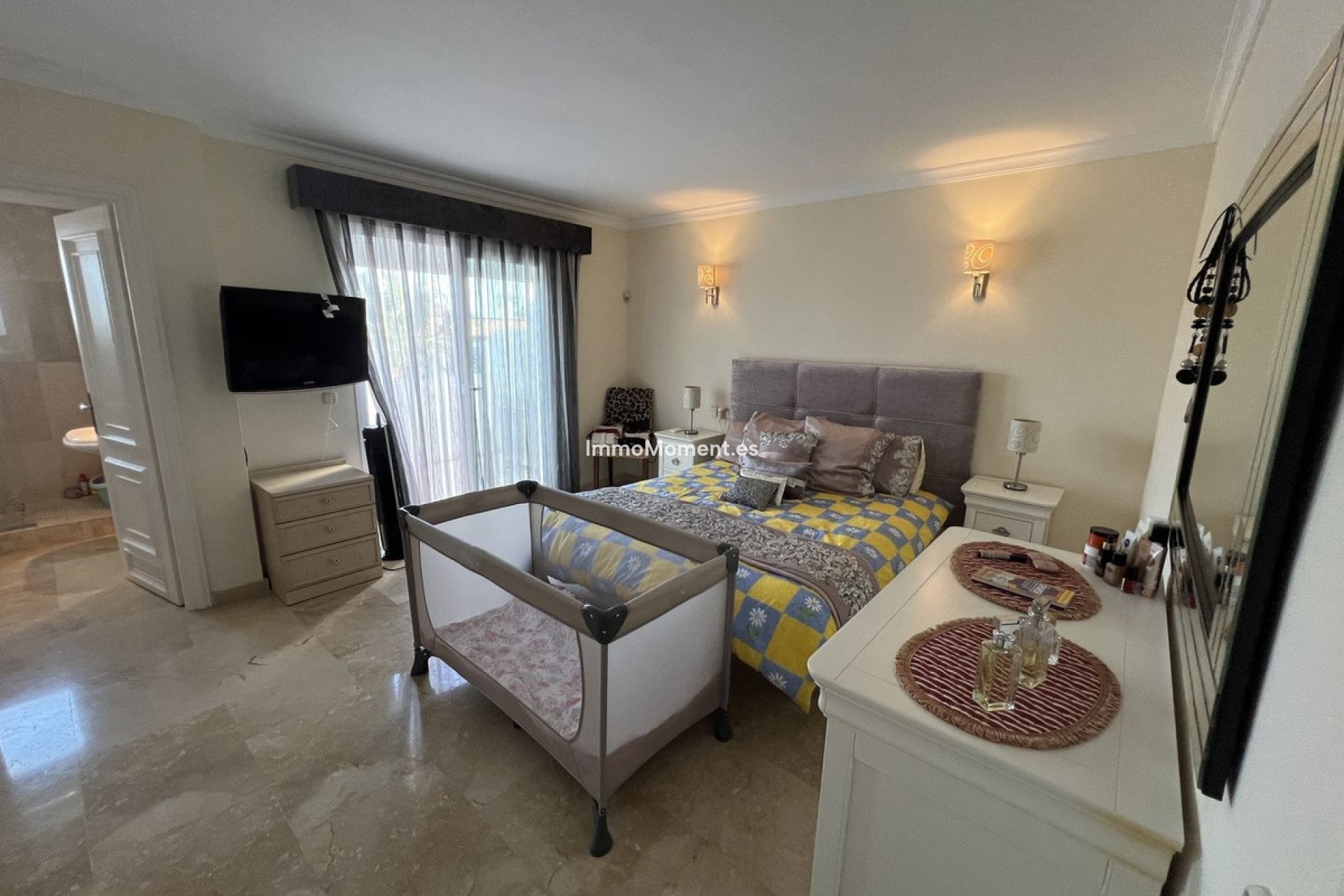 Revente - Maison mitoyenne - El Paraiso - New Golden Mile