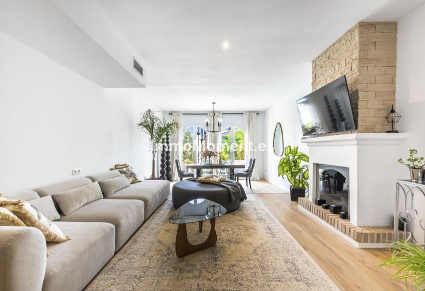 Revente - Maison mitoyenne - Estepona  - Bel Air