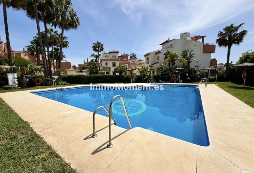 Revente - Maison mitoyenne - Estepona  - Estepona Centro