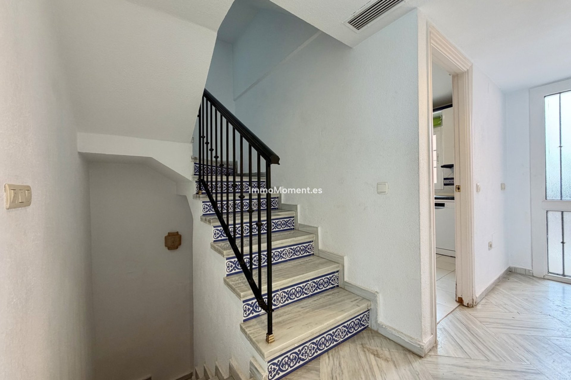 Revente - Maison mitoyenne - Estepona  - Estepona Centro