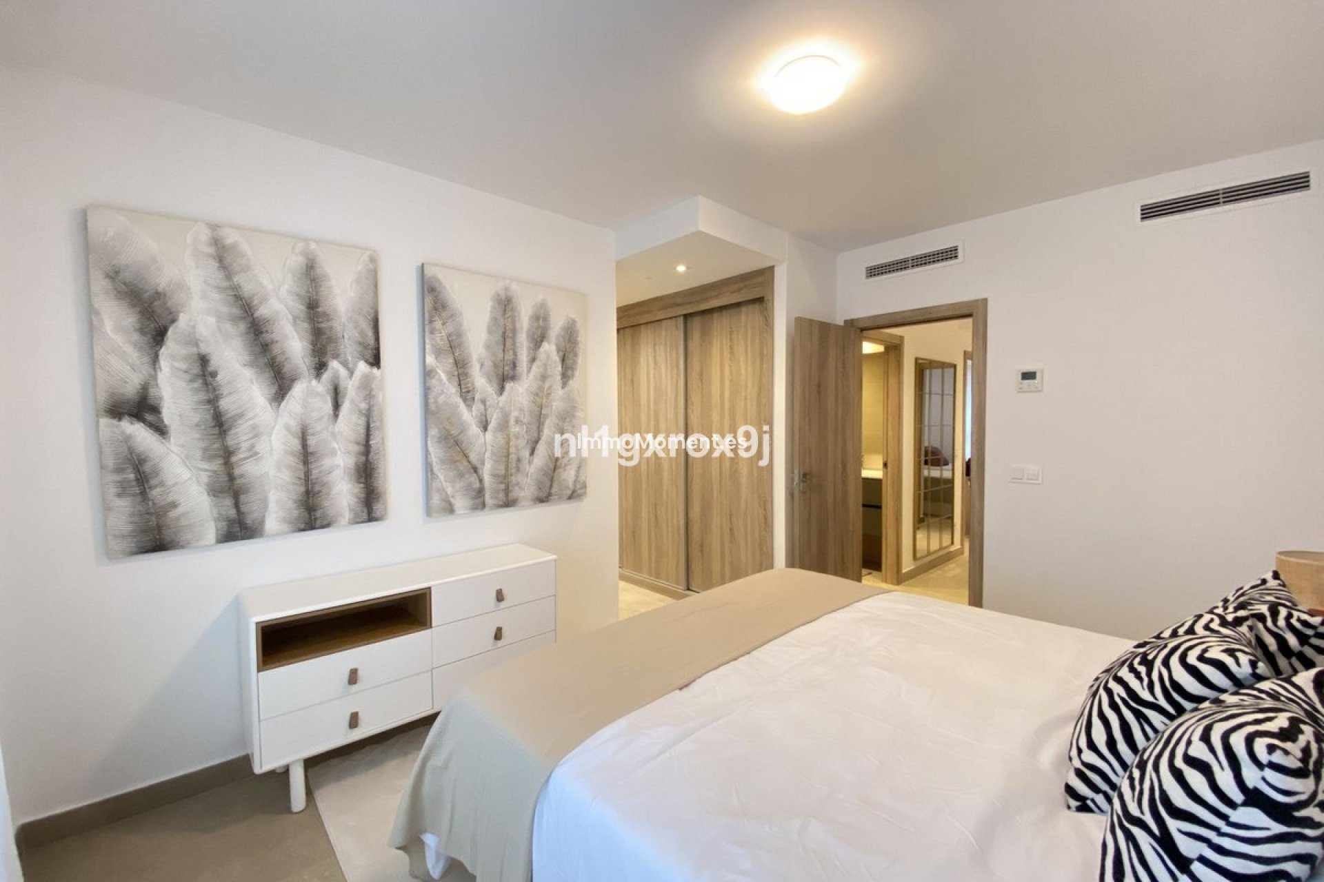 Revente - Maison mitoyenne - Estepona  - Estepona Centro