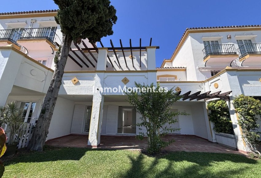 Revente - Maison mitoyenne - Estepona  - Estepona Centro