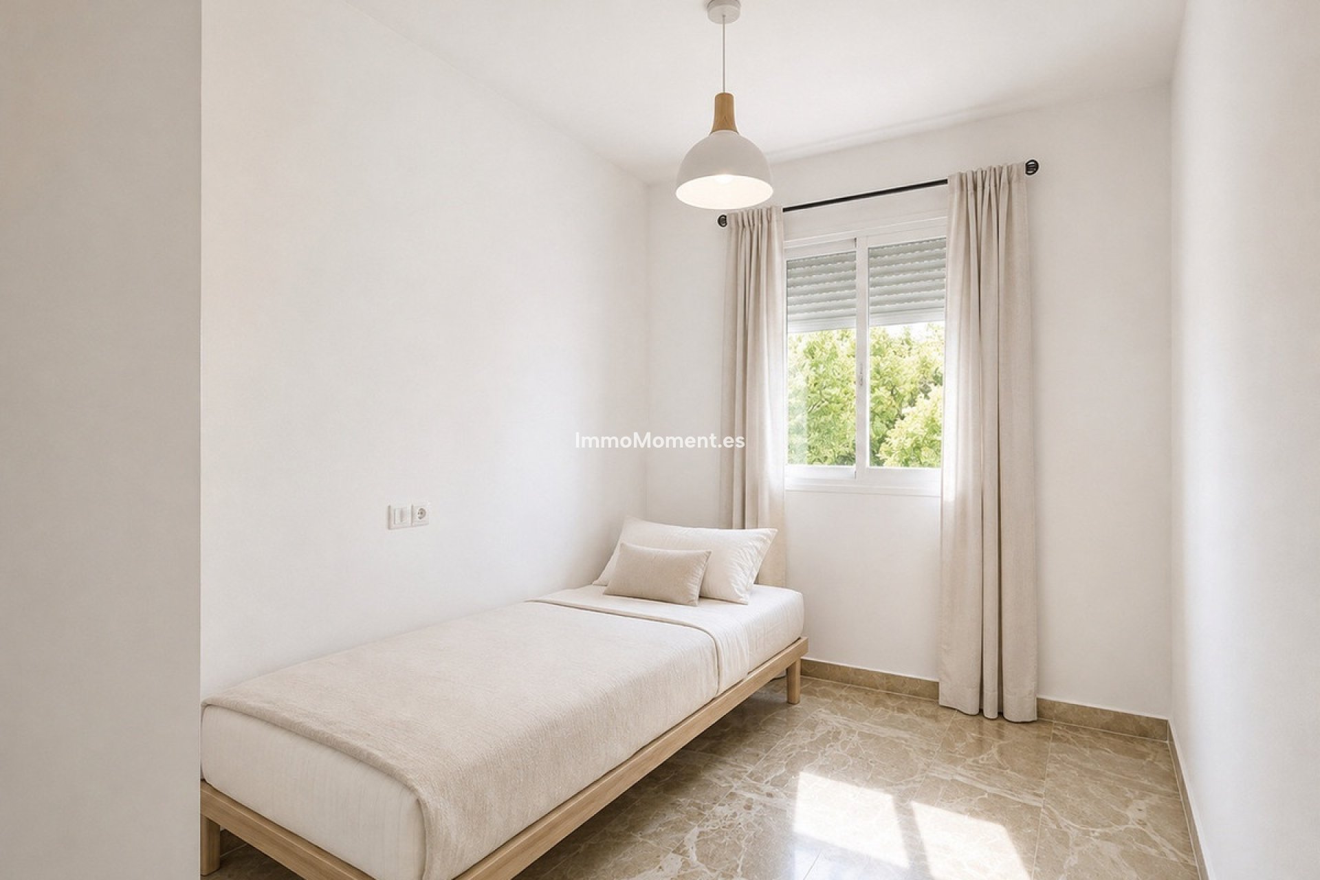Revente - Maison mitoyenne - Estepona  - Estepona Centro