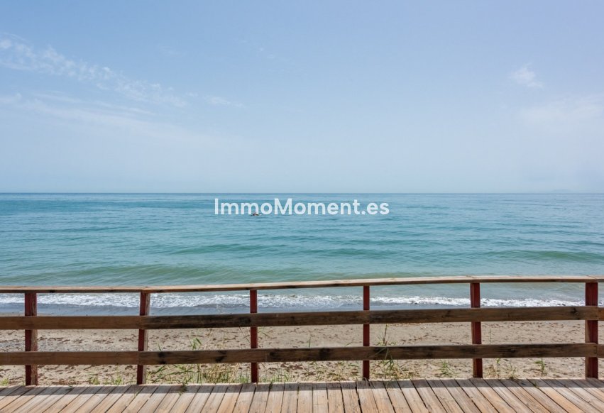 Revente - Maison mitoyenne - Estepona  - Estepona Centro