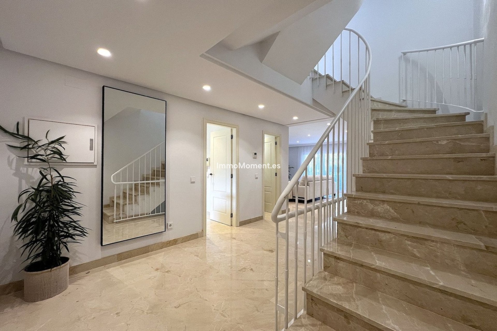 Revente - Maison mitoyenne - Estepona  - Estepona Centro