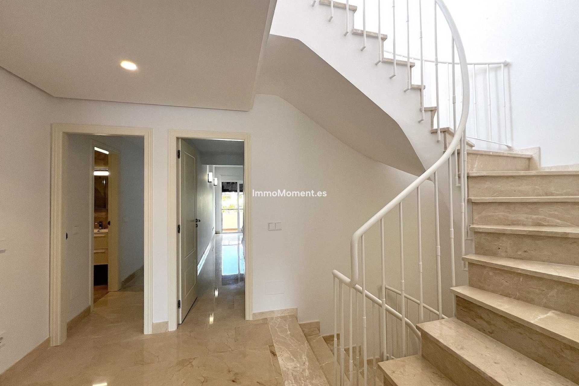 Revente - Maison mitoyenne - Estepona  - Estepona Centro
