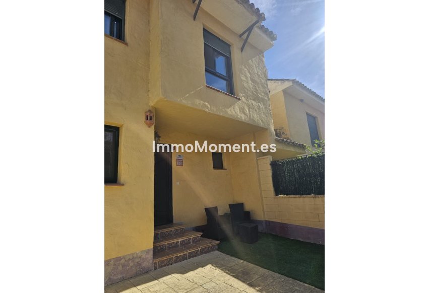Revente - Maison mitoyenne - Estepona  - Estepona Centro