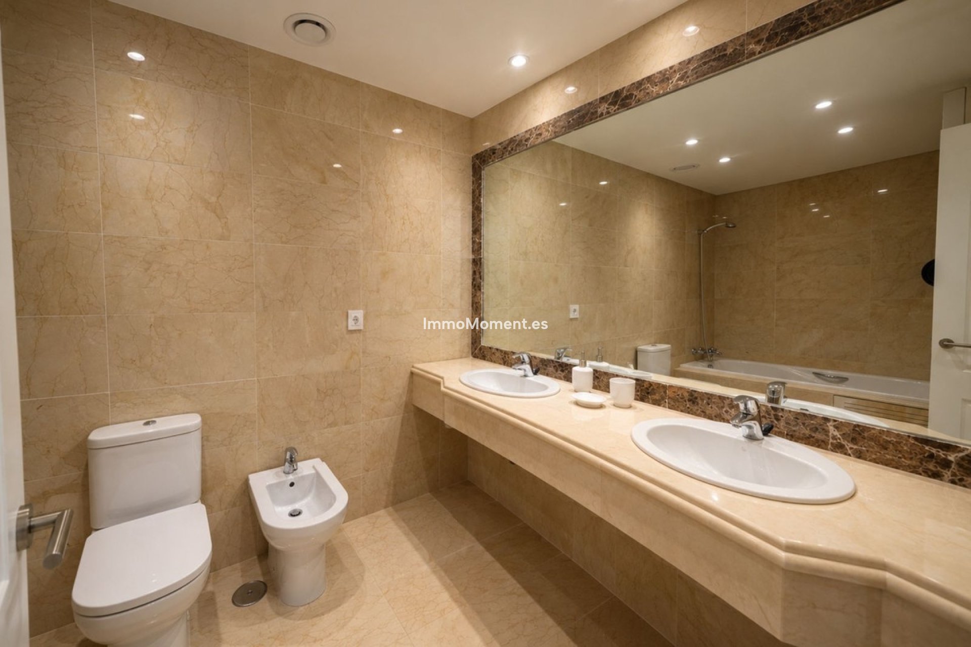 Revente - Maison mitoyenne - Estepona  - Estepona Centro
