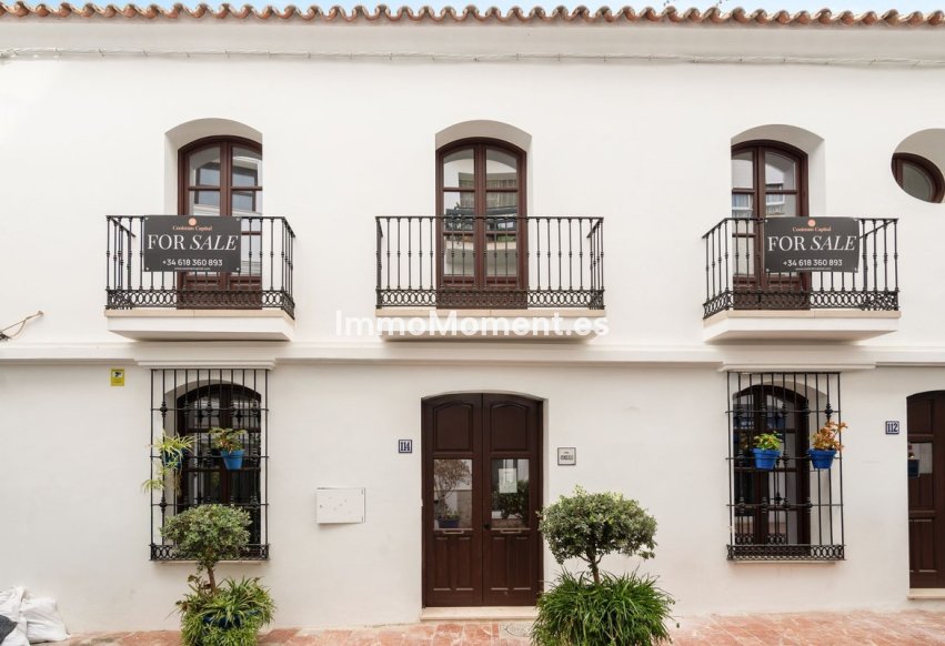 Revente - Maison mitoyenne - Estepona  - Estepona Centro