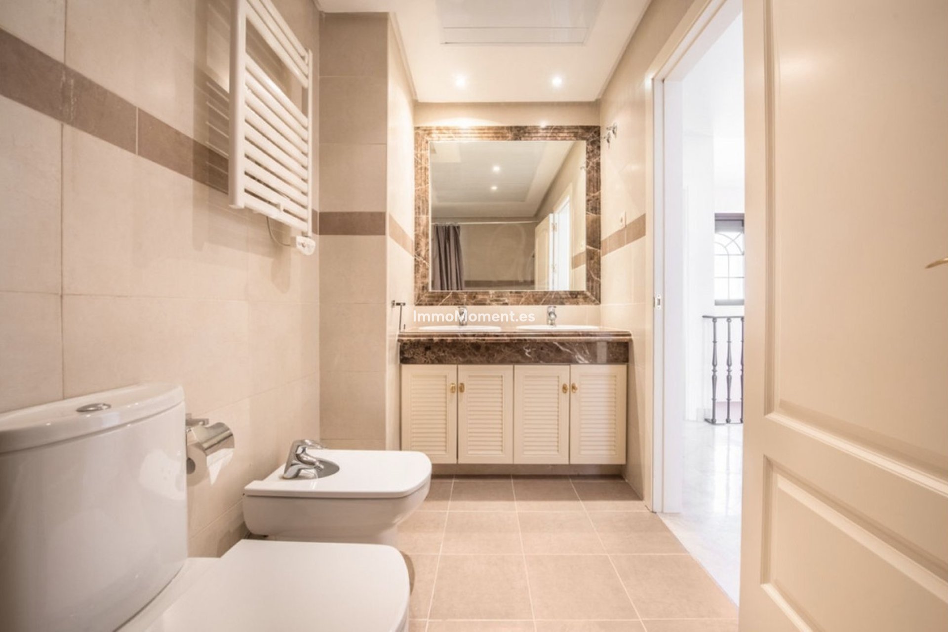 Revente - Maison mitoyenne - Estepona  - Estepona Centro