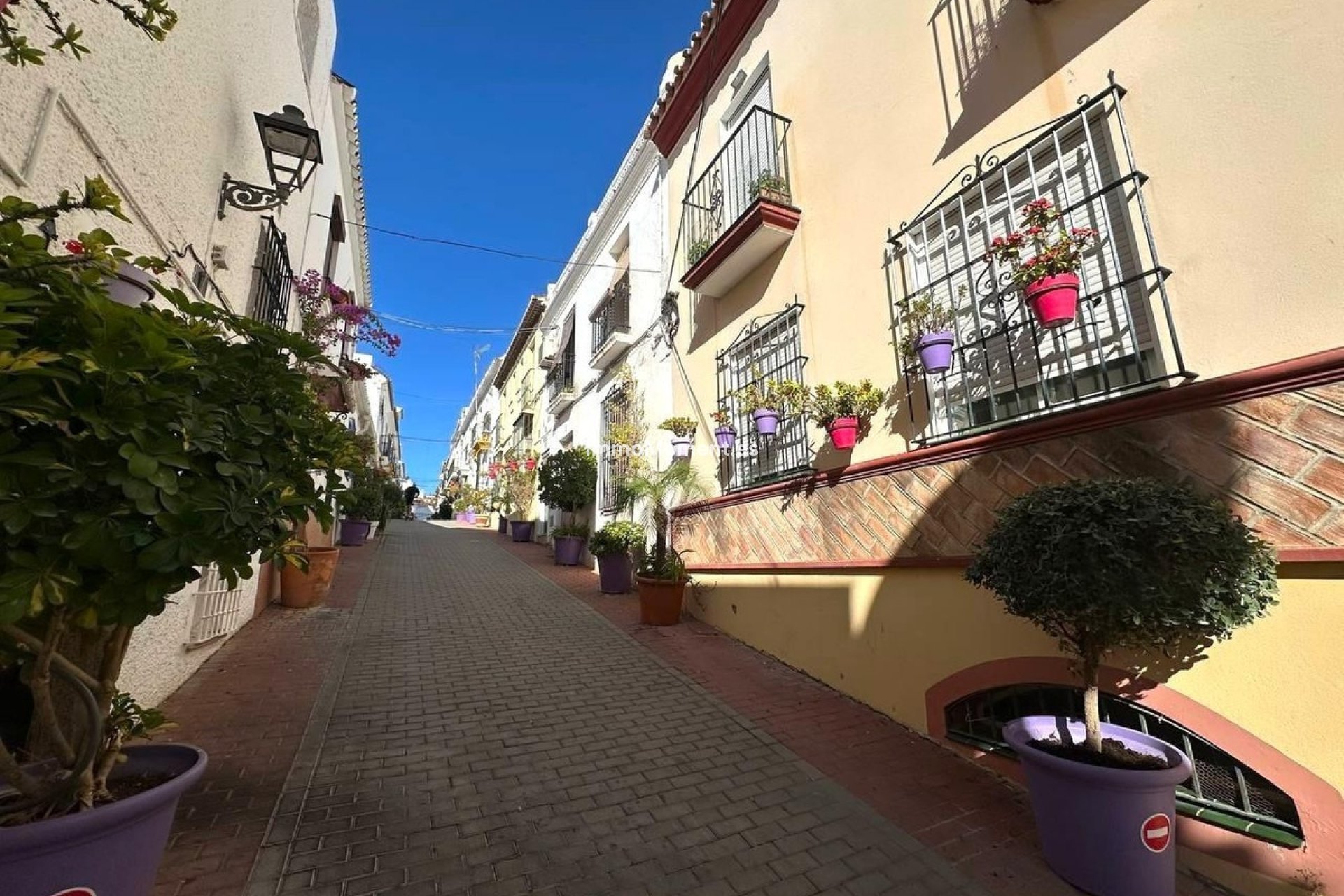 Revente - Maison mitoyenne - Estepona  - Estepona Centro