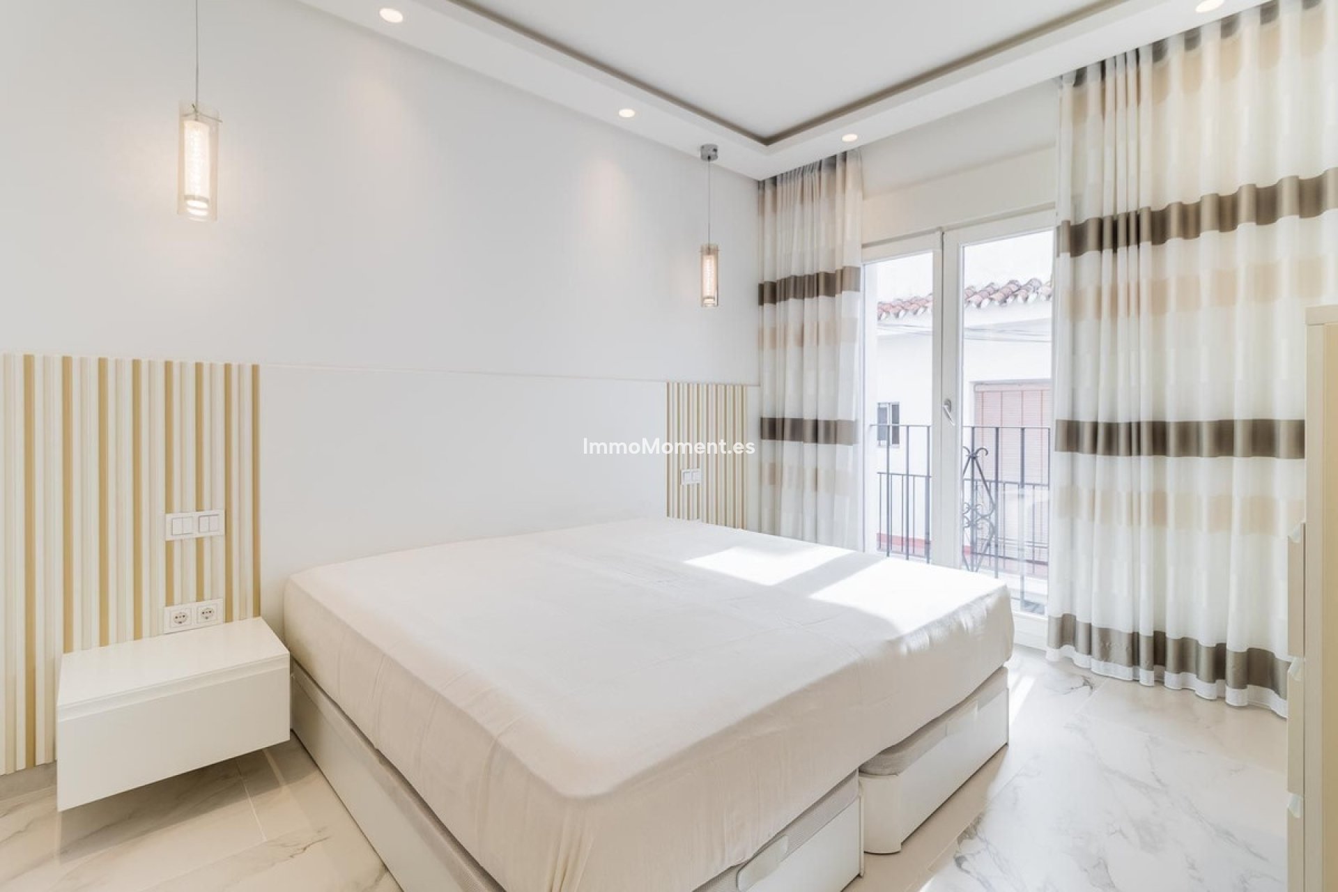 Revente - Maison mitoyenne - Estepona  - Estepona Centro