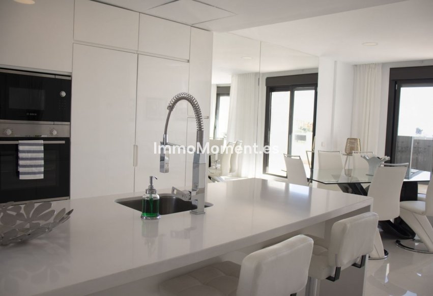 Revente - Maison mitoyenne - Estepona  - Estepona Centro