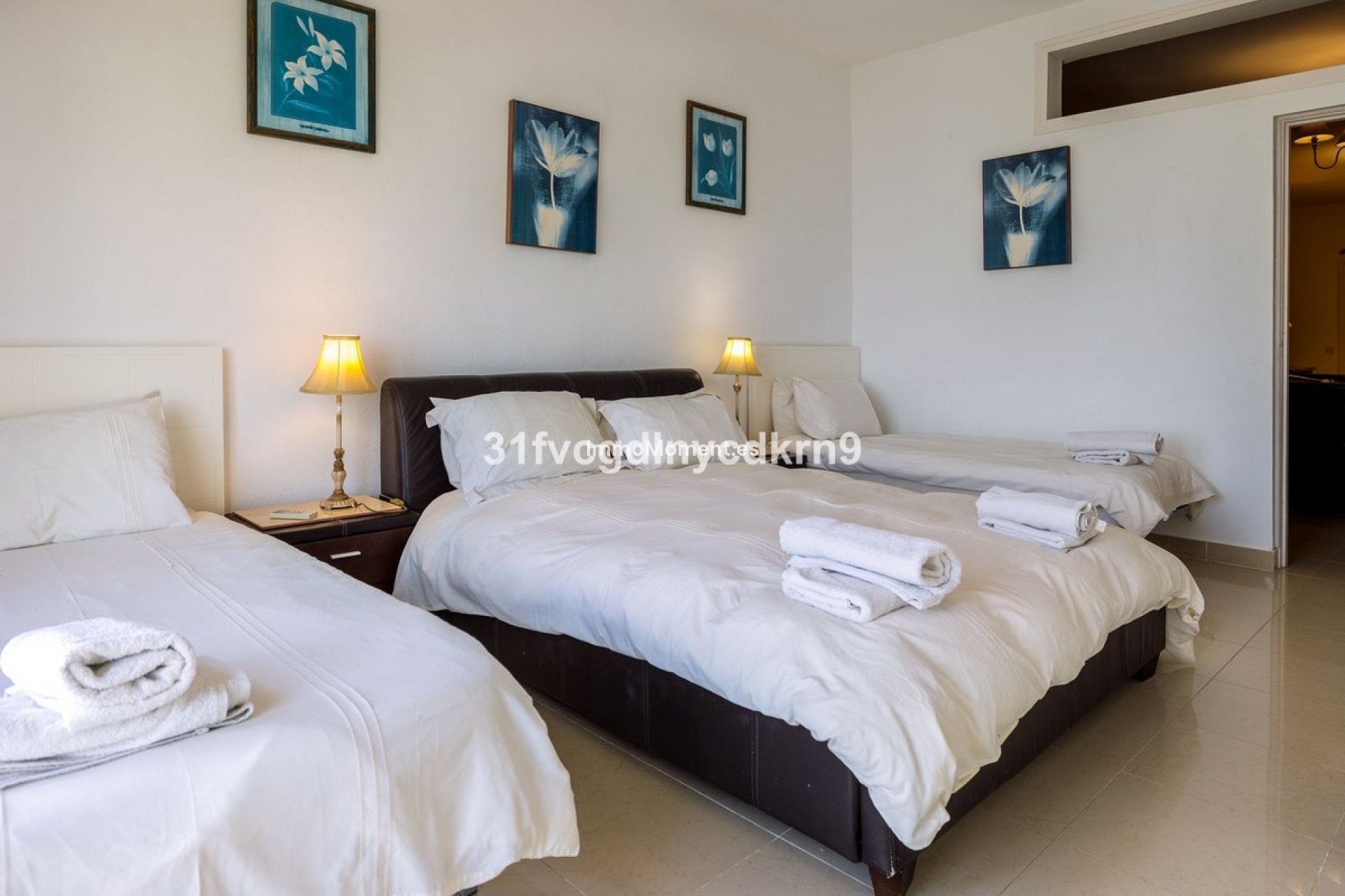 Revente - Maison mitoyenne - Estepona  - Estepona Centro