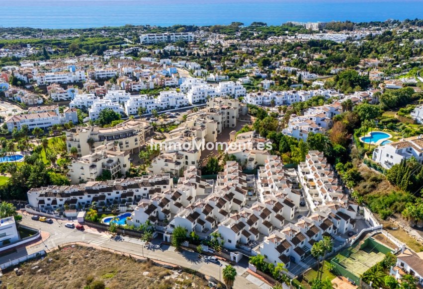 Revente - Maison mitoyenne - Estepona  - Estepona Centro