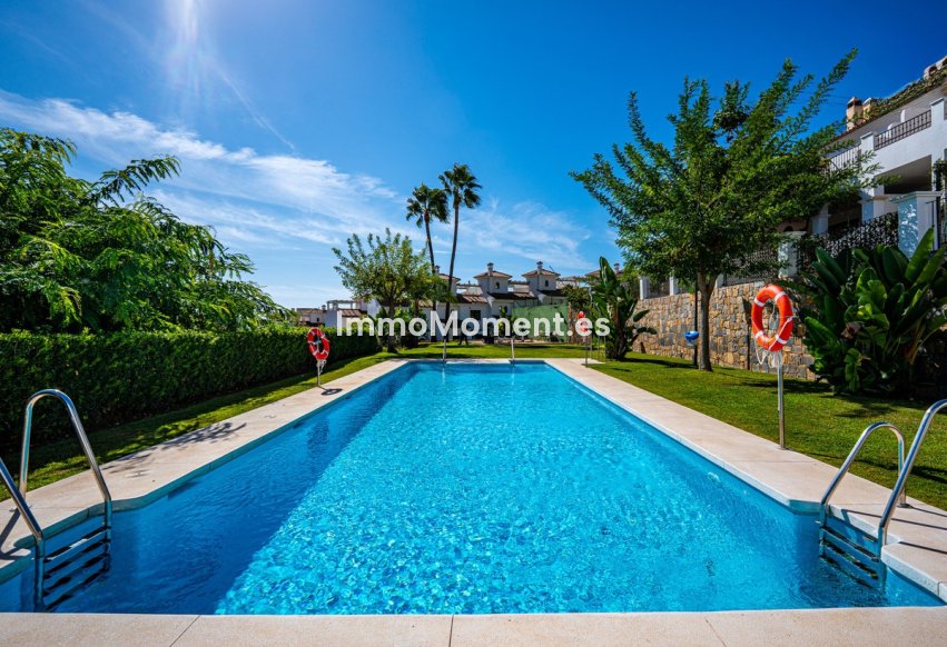 Revente - Maison mitoyenne - Estepona  - Estepona Centro