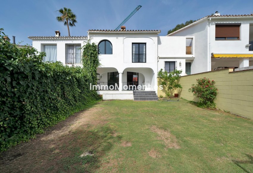 Revente - Maison mitoyenne - Estepona  - Estepona Centro